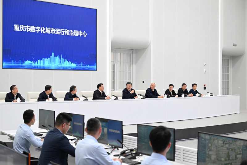 習近平在重慶考察時強調(diào)
進一步全面深化改革開放
不斷譜寫中國式現(xiàn)代化重慶篇章
蔡奇陪同考察「相關圖片」